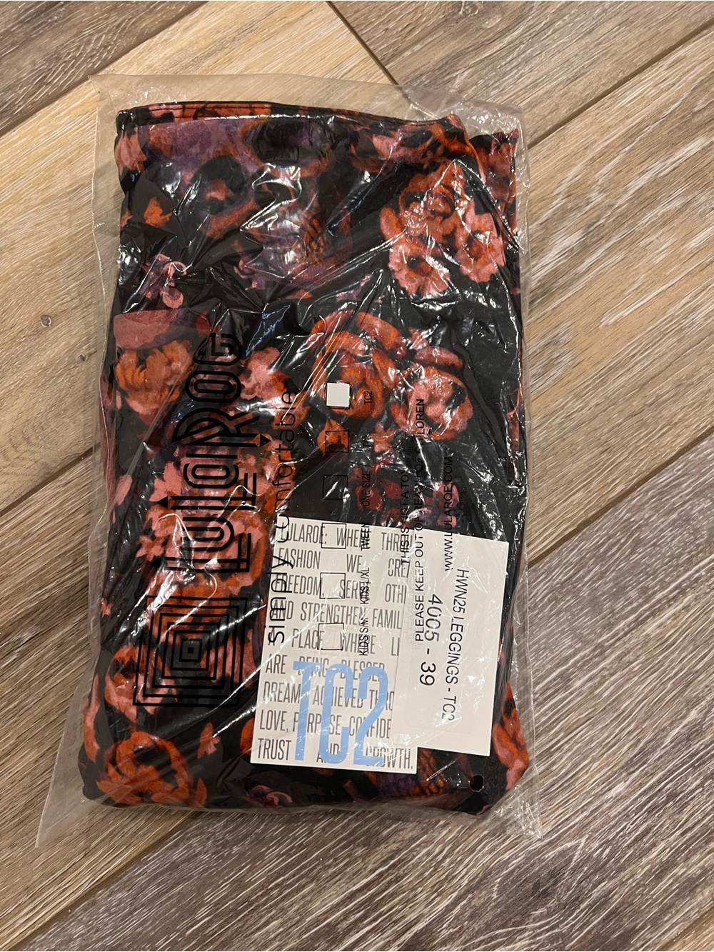 LuLaRoe Adult Halloween Leggings TC2 Skulls & Florals (2025 Capsule)